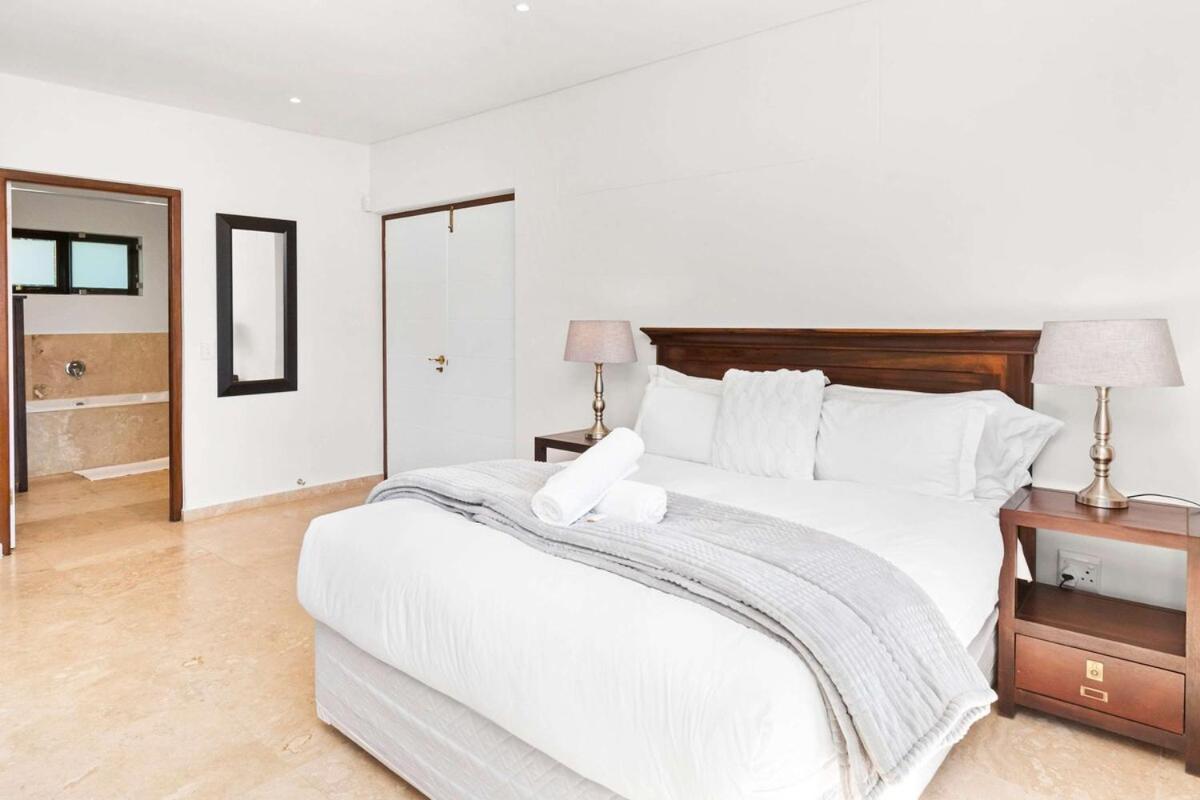 Silvermist Lavish Retreat With Breathtaking Views Villa Cape Town