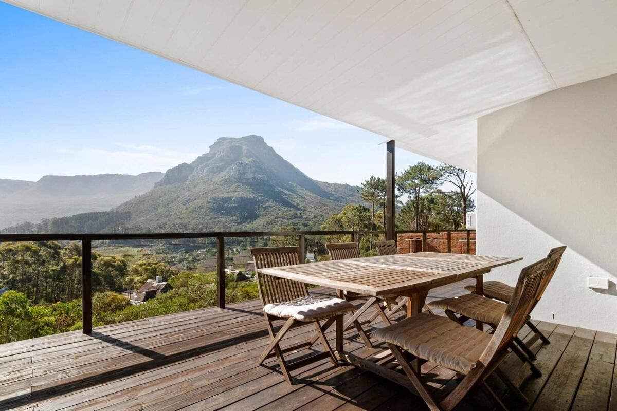 Silvermist Lavish Retreat With Breathtaking Views Villa