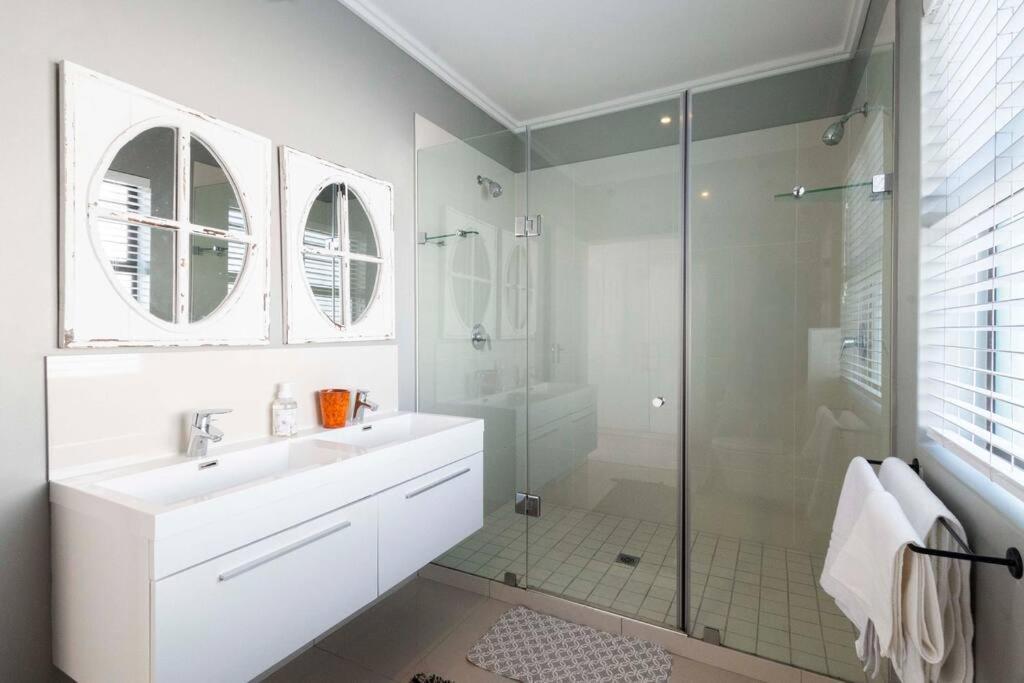 Luxury Family - Big Bay - Blaauwberg Villa Cape Town