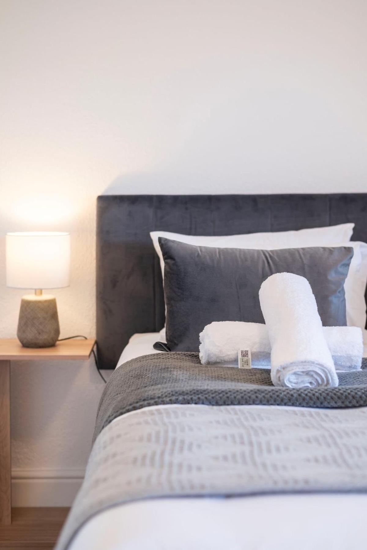 Two Bedroom House In Claremont Cape Town