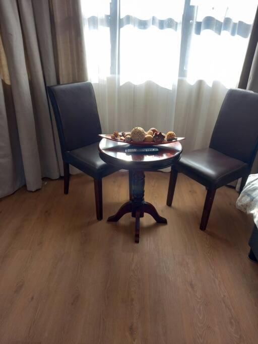 Entire Spacious Guest In *
