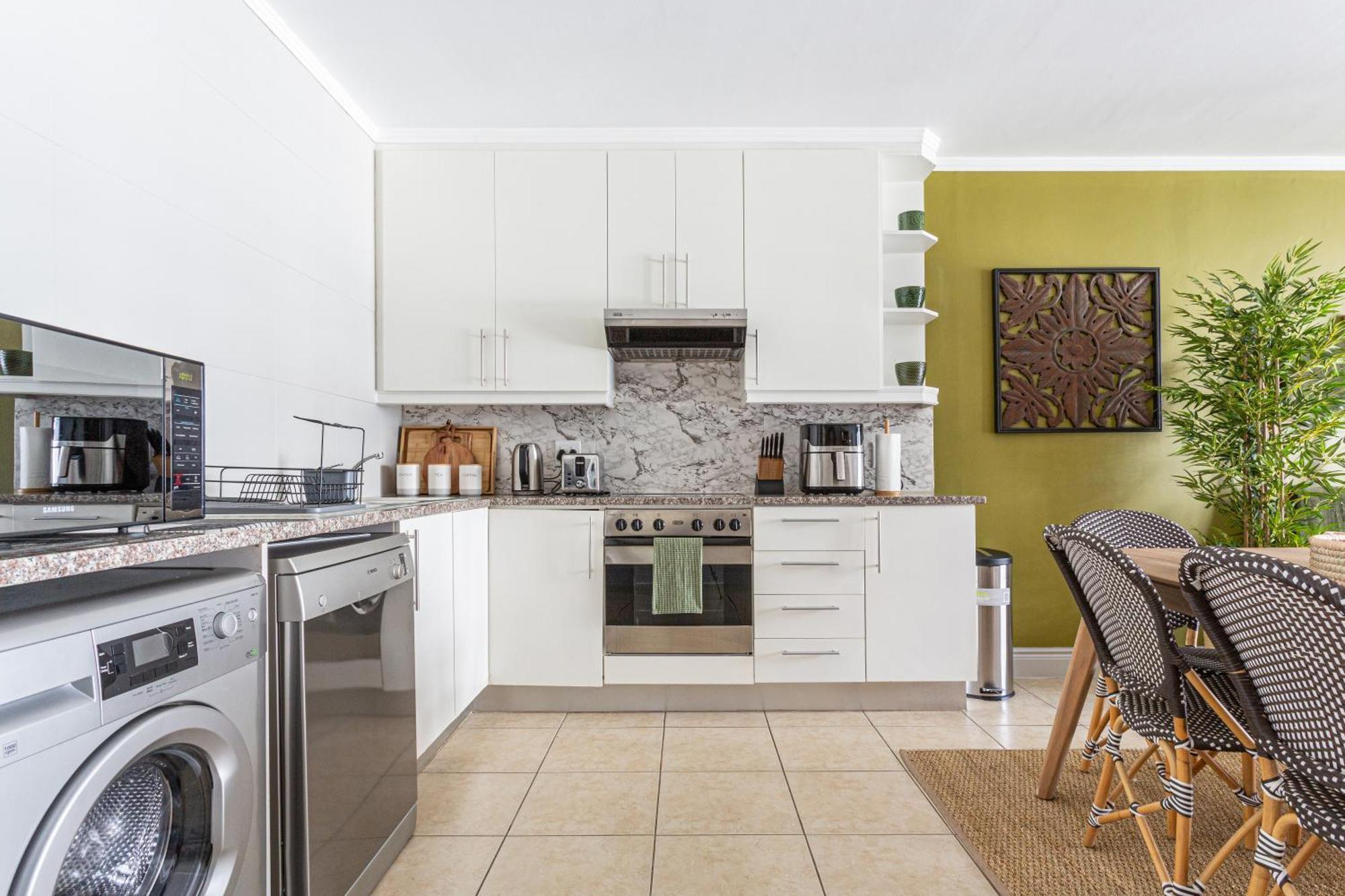 Contemporary Flat With Gym * Cape Town
