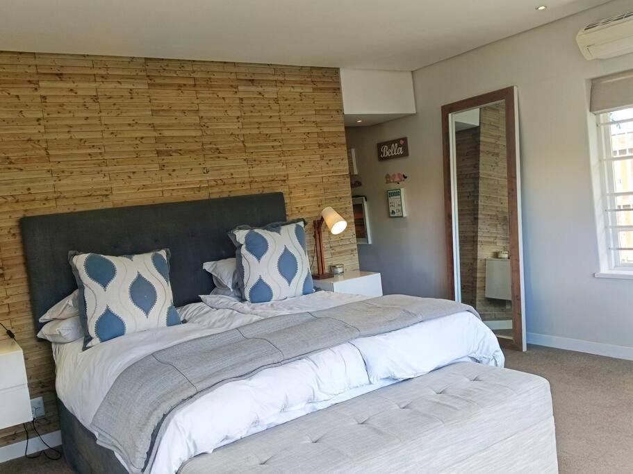 Casa de férias Exquisite Family Home, Immaculate Condition Cidade Do Cabo
