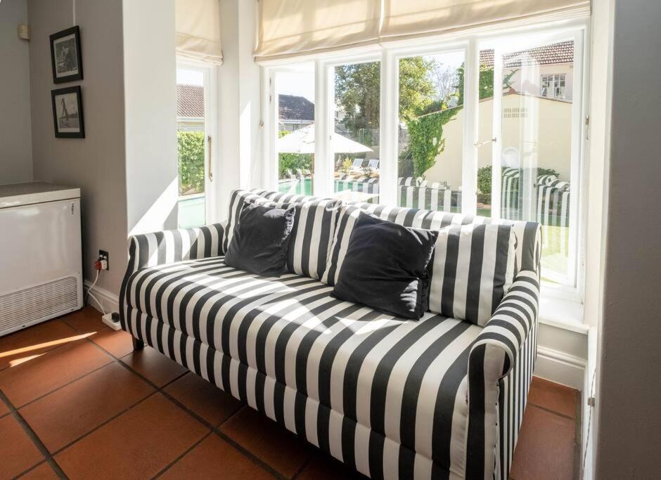 Spacious In Rondebosch *