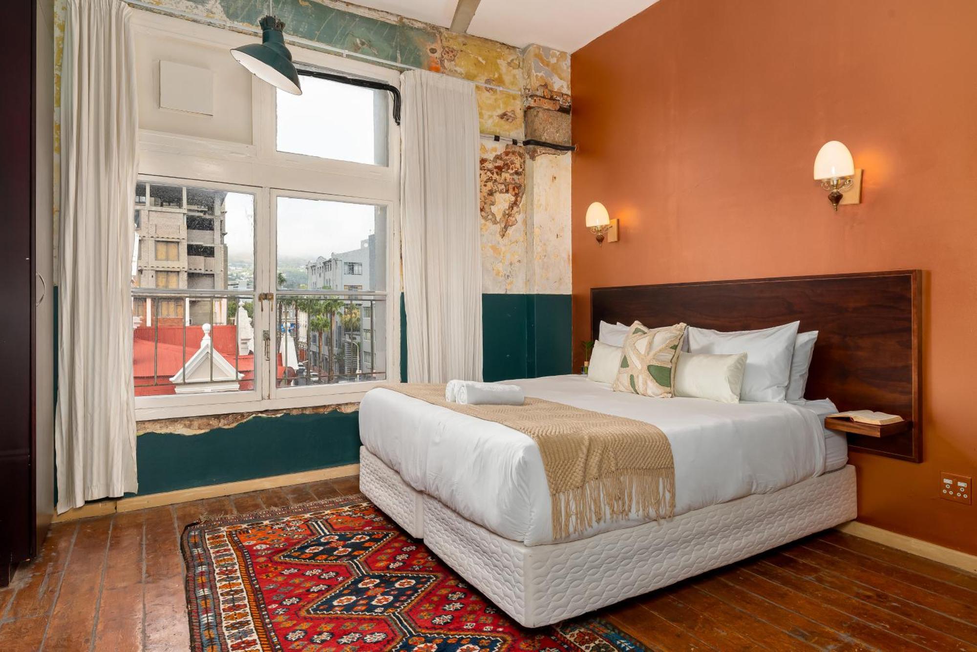 Wolroy House 303 Apartment
