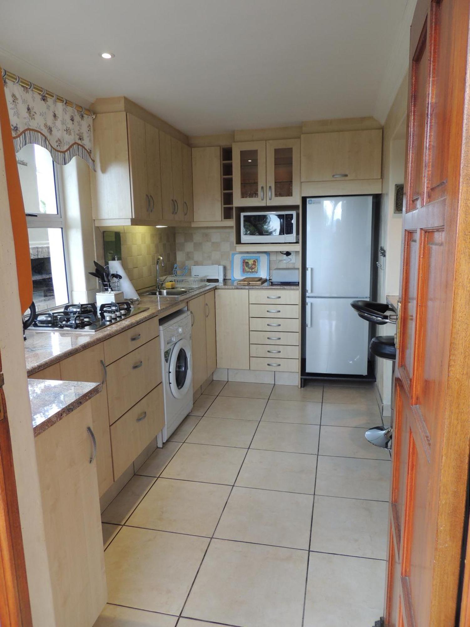 8 On Lily Self Catering