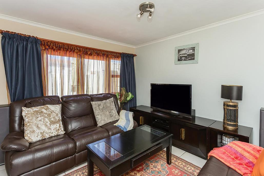 Secured 3-bedroom Townhouse