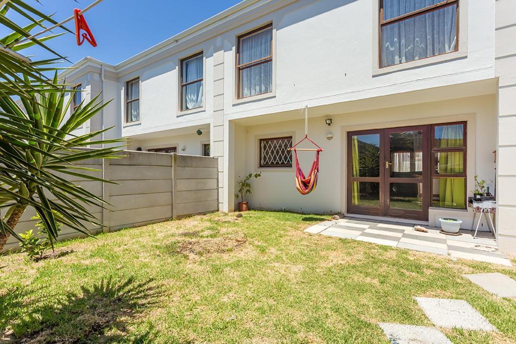 Secured 3-bedroom Townhouse