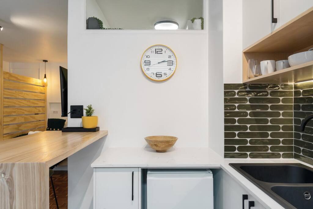 Stylish St Martini Gardens Apartment Cape Town