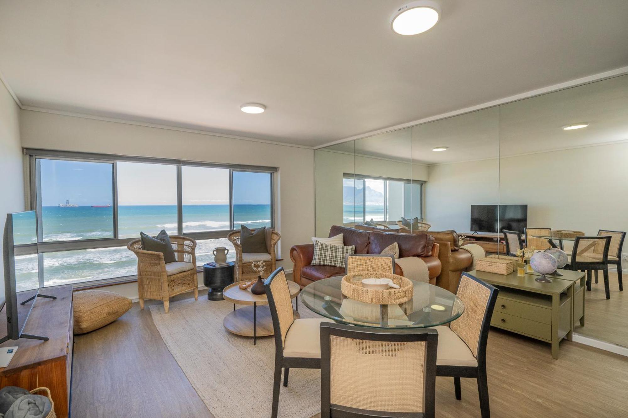Apartamento 2 Bedroom - Blouberg Beachfront *