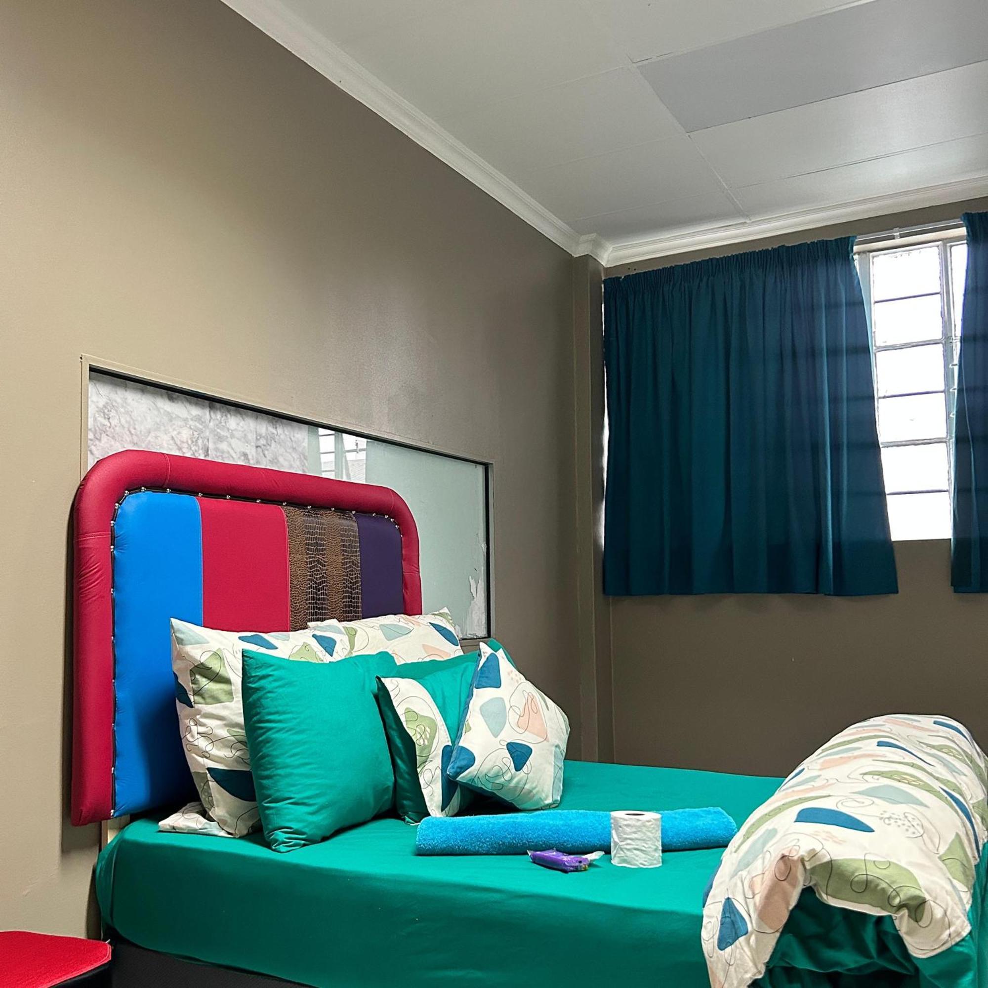 Ngena Sleep & Go Bellville Cbd Capsule hotel