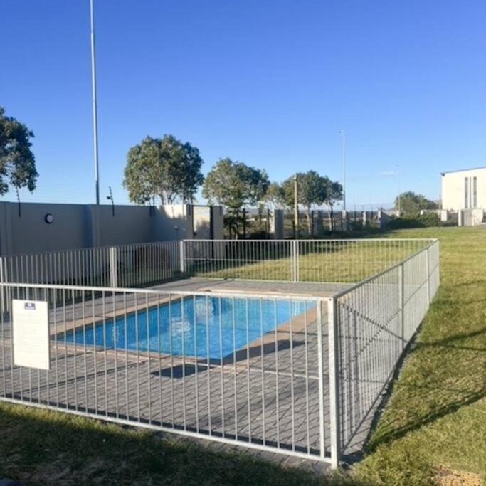 The Cozy Retreat, 2-bedroom In Parklands, * Cape Town