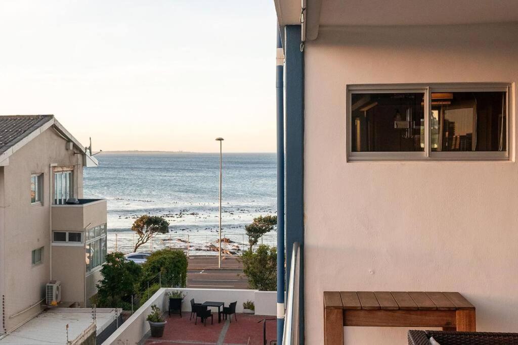 Emerald Horizon Mouille Point - Views & Location * Cape Town
