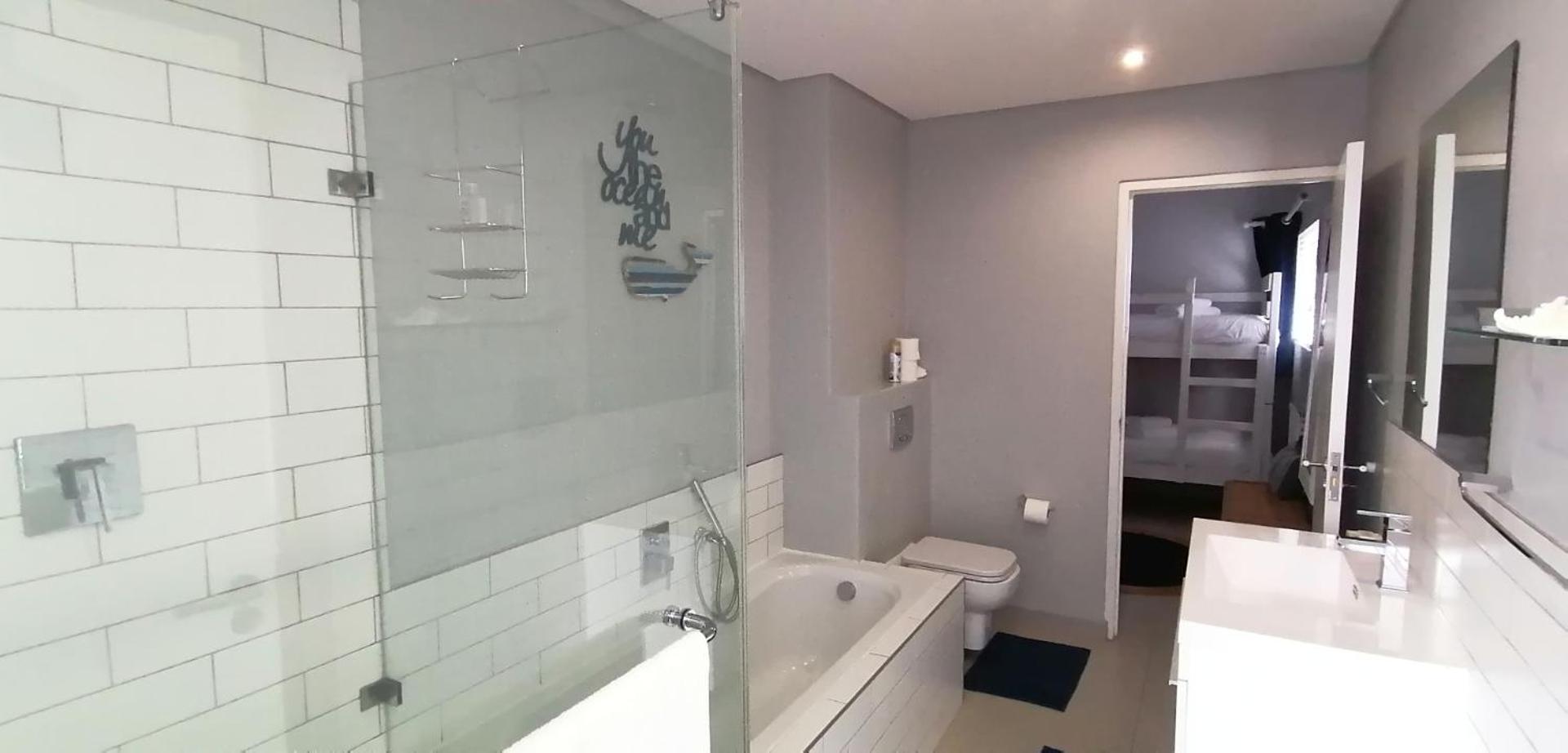 205 Infinity * Cape Town