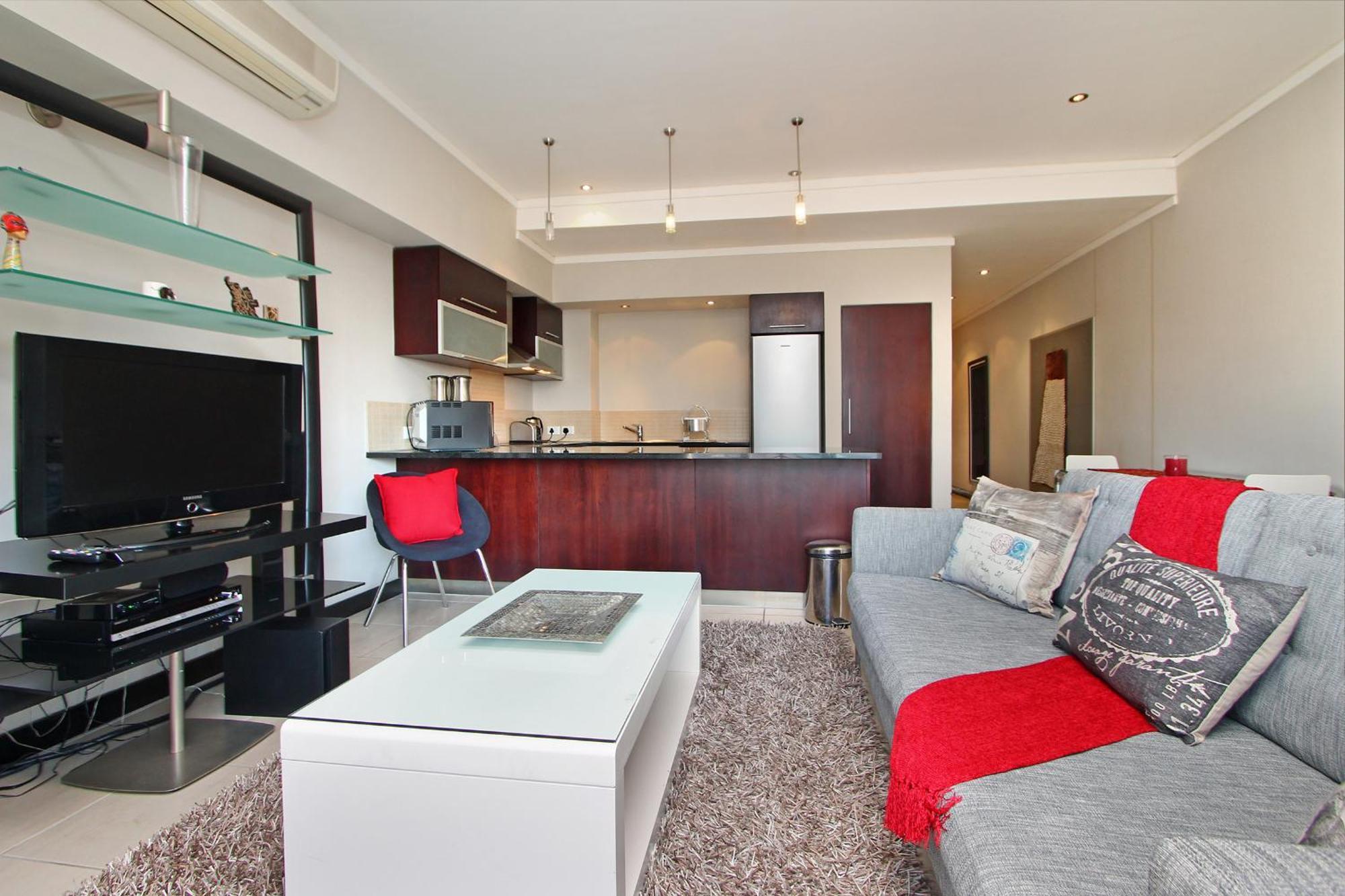 Apartment Full Power, Central, Walk To Restaurants & Waterfront, Pool & Ac *