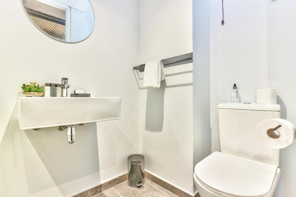 Cosy Oasis In The Heart Of Sea Point *