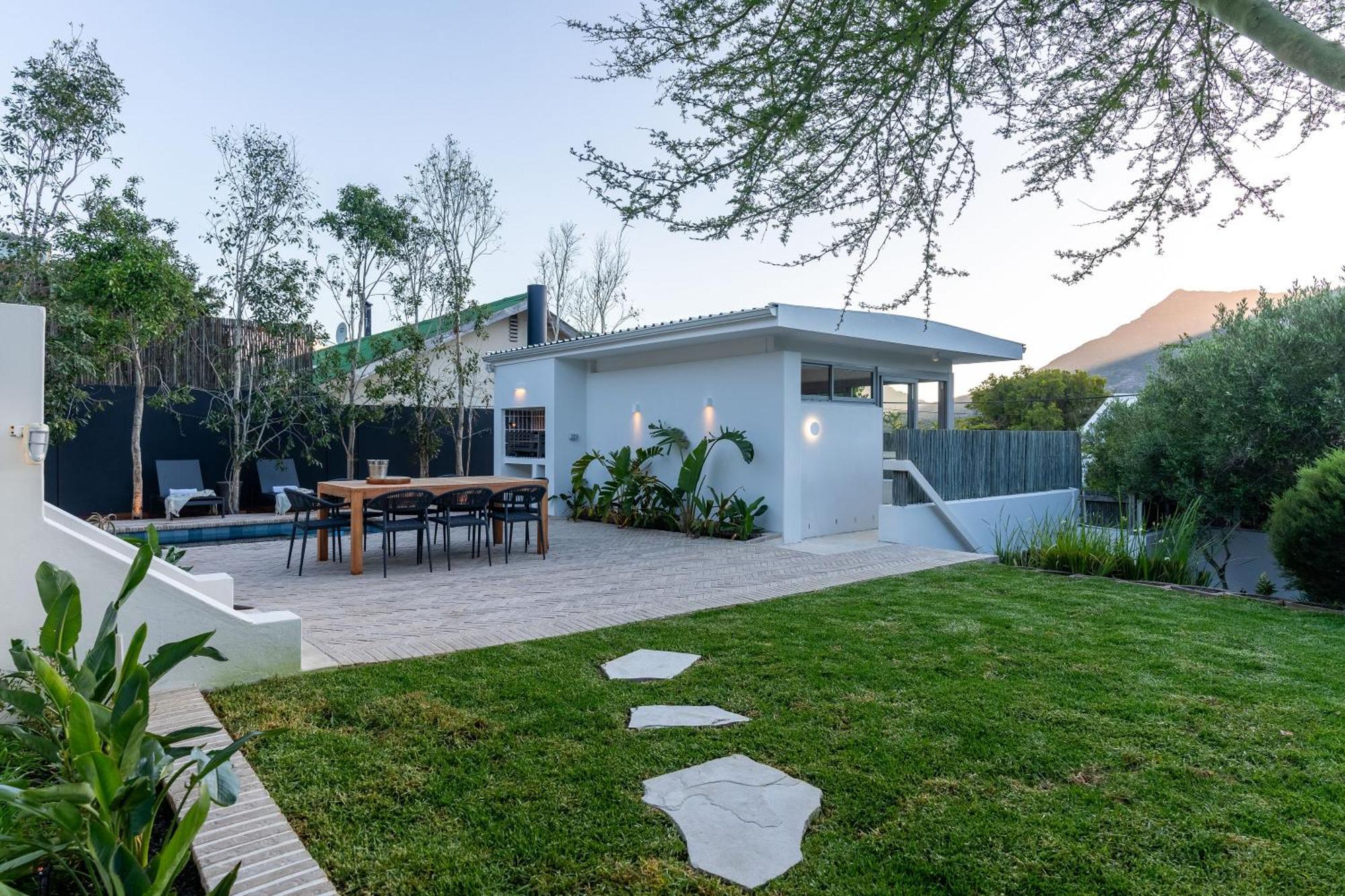 Boutique Coastal Retreat Pousada