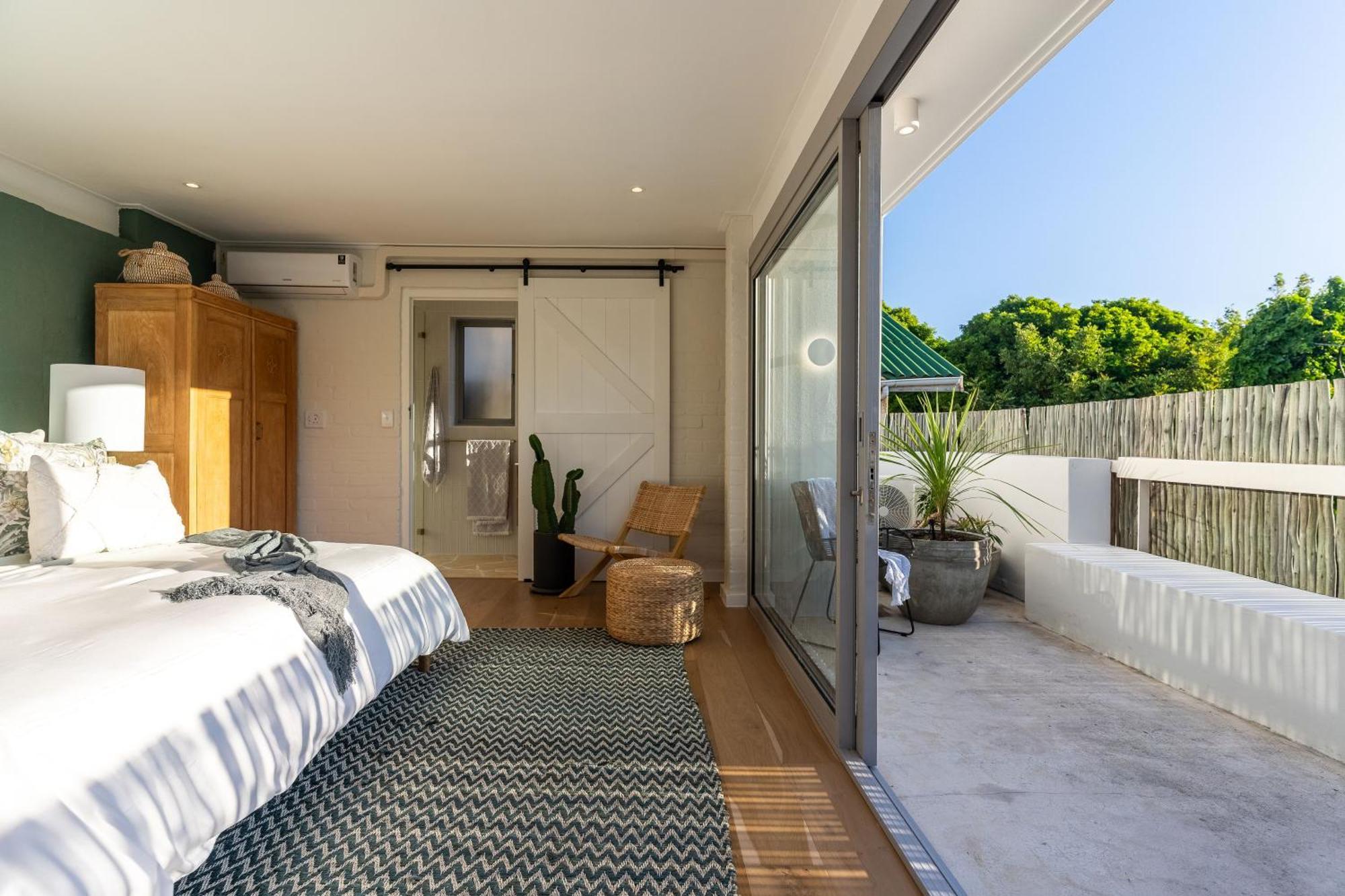 Boutique Coastal Retreat Pousada