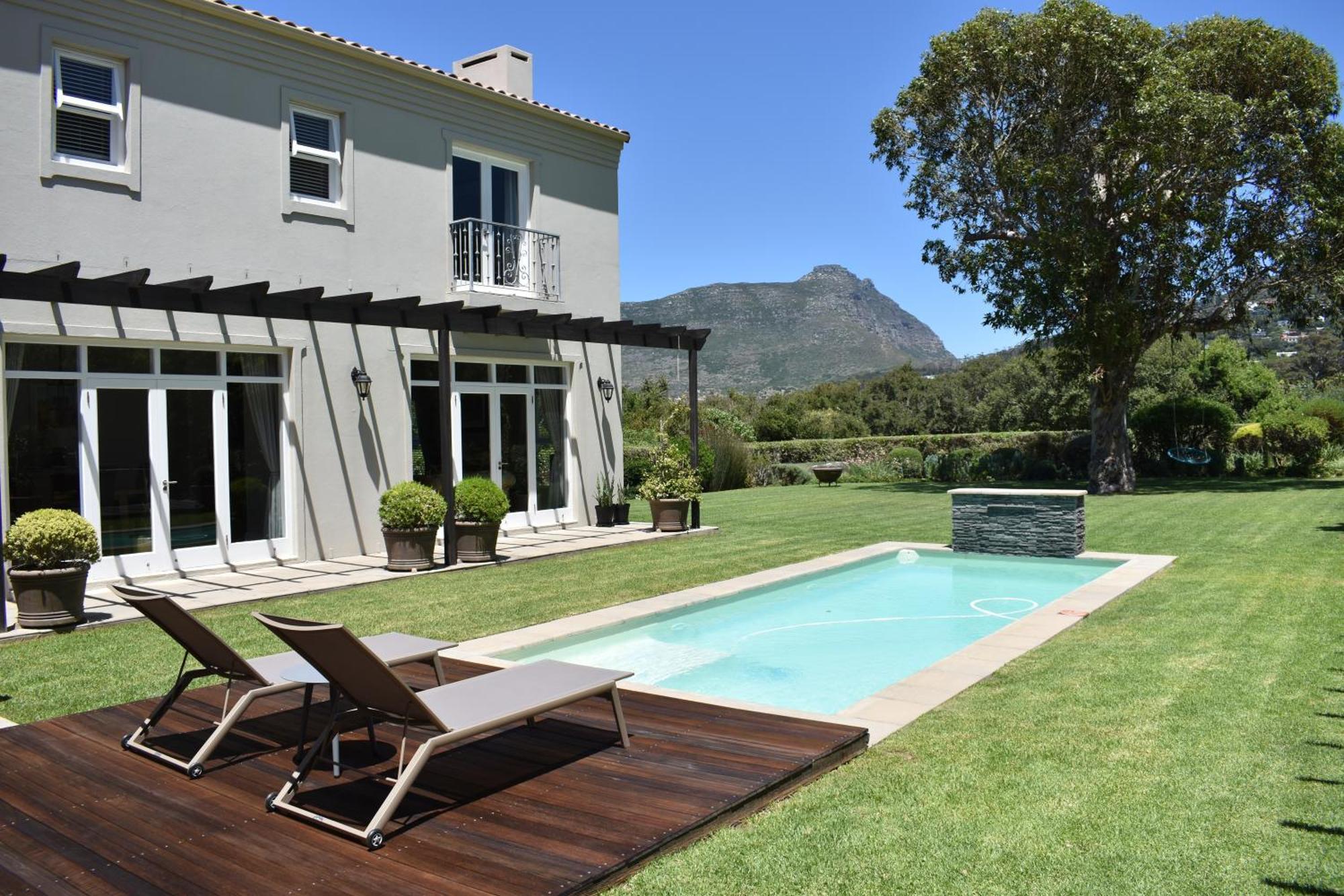 Mountain View In Exclusive Security Estate, Hout Bay, * Cape Town