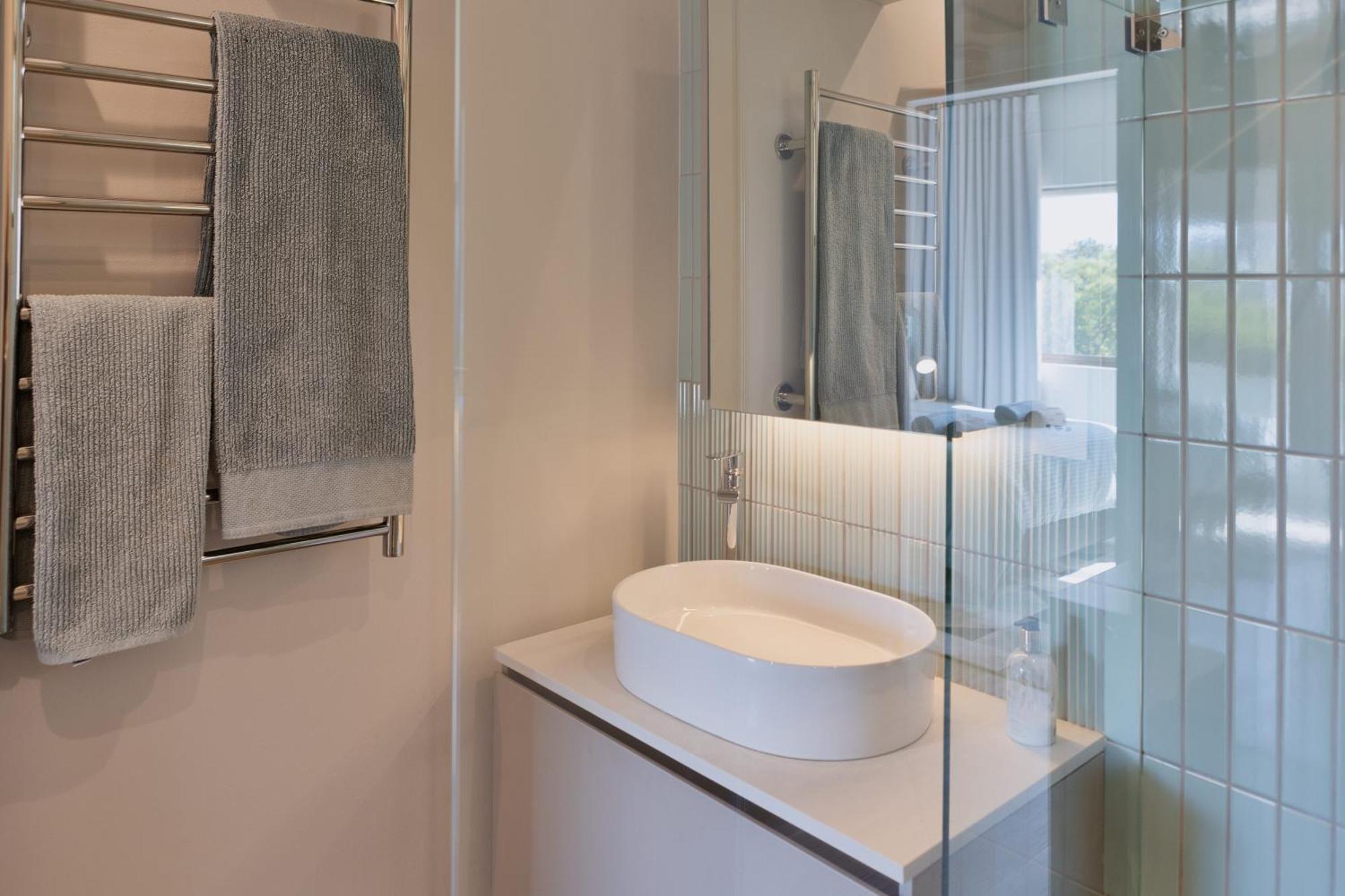 Elegant And Stylish Camps Bay Villa-new Listing!!! Pousada Cidade Do Cabo