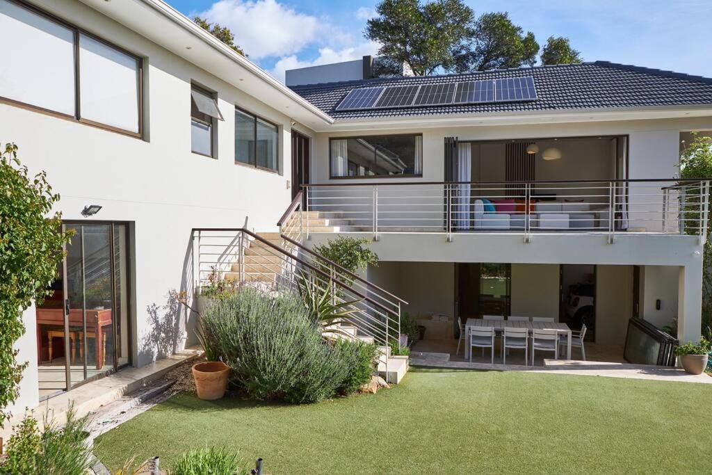 Elegant And Stylish Camps Bay Villa-new Listing!!! Pousada *
