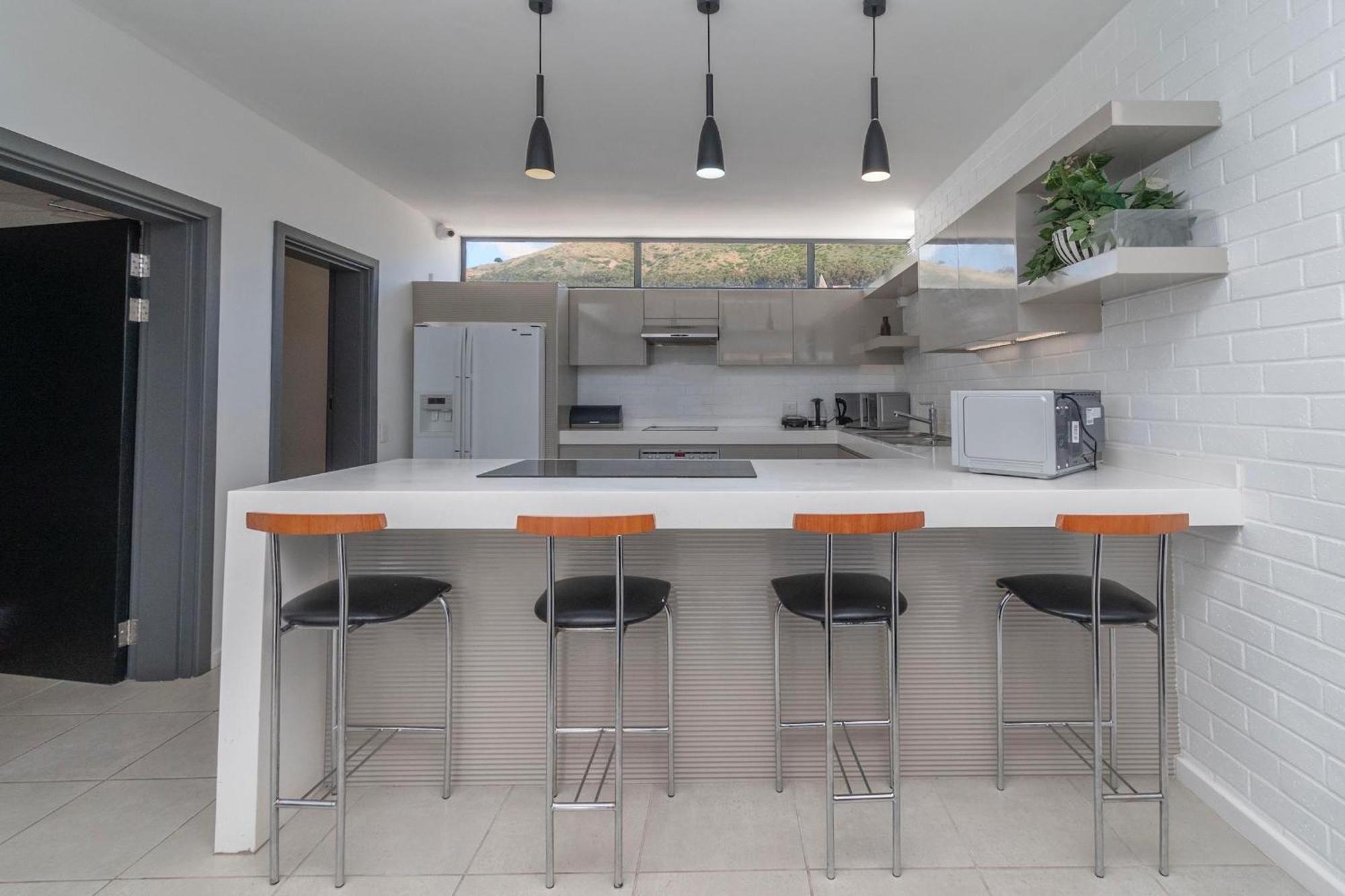 Metropole Point -private 2nd Floor