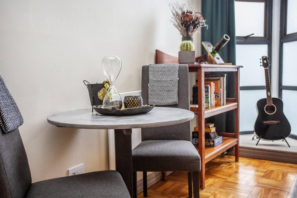 Beautiful Haven 2gyms With Pool & Parking Apartment