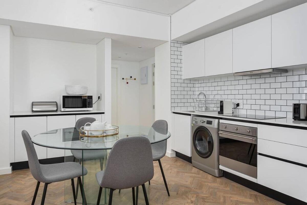 Bowl Walk To Restaurants Modern Living Apartment *