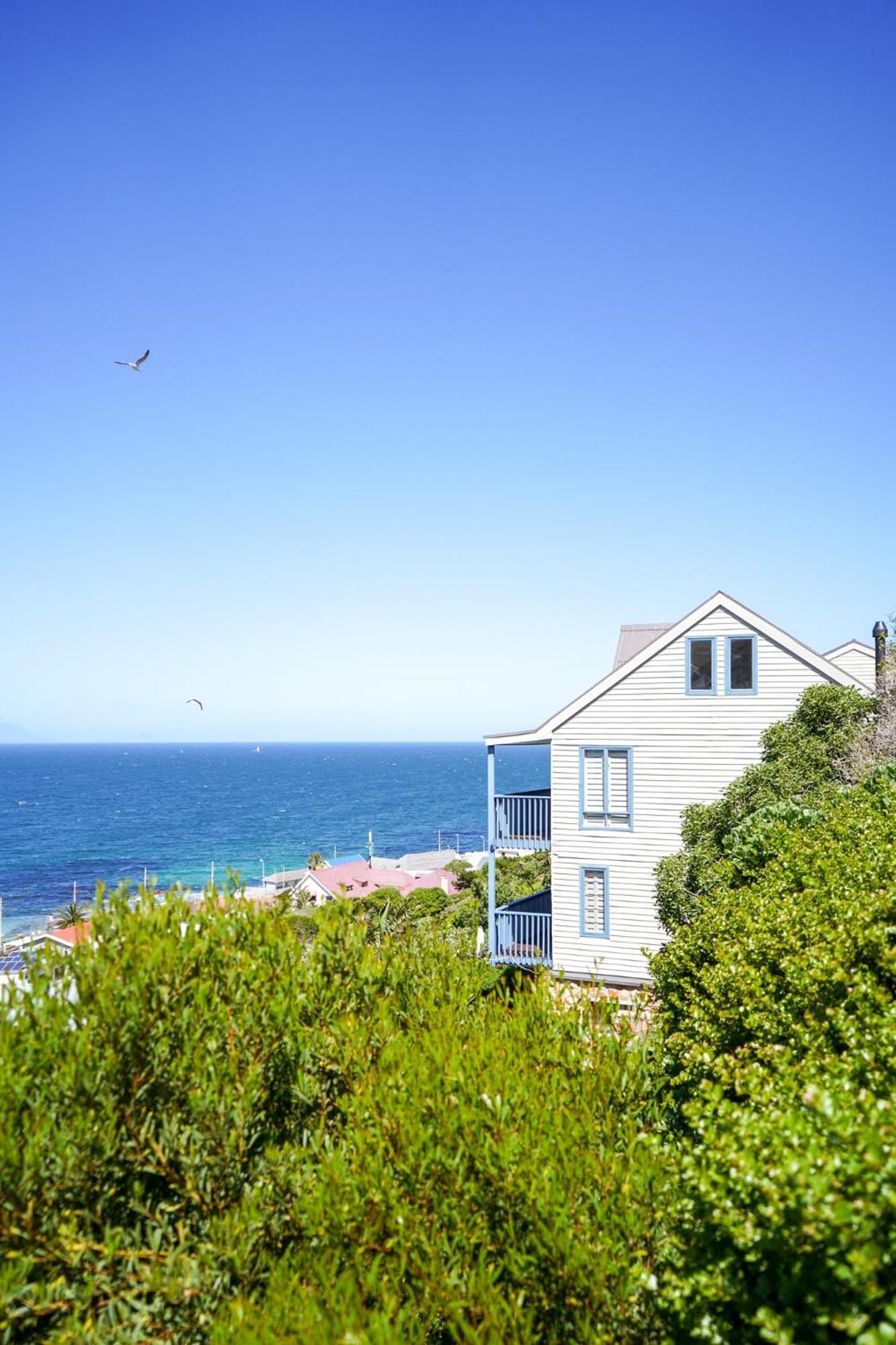 Starboard House - Characterful House Above Glencairn - Sleeps 6 * Cape Town