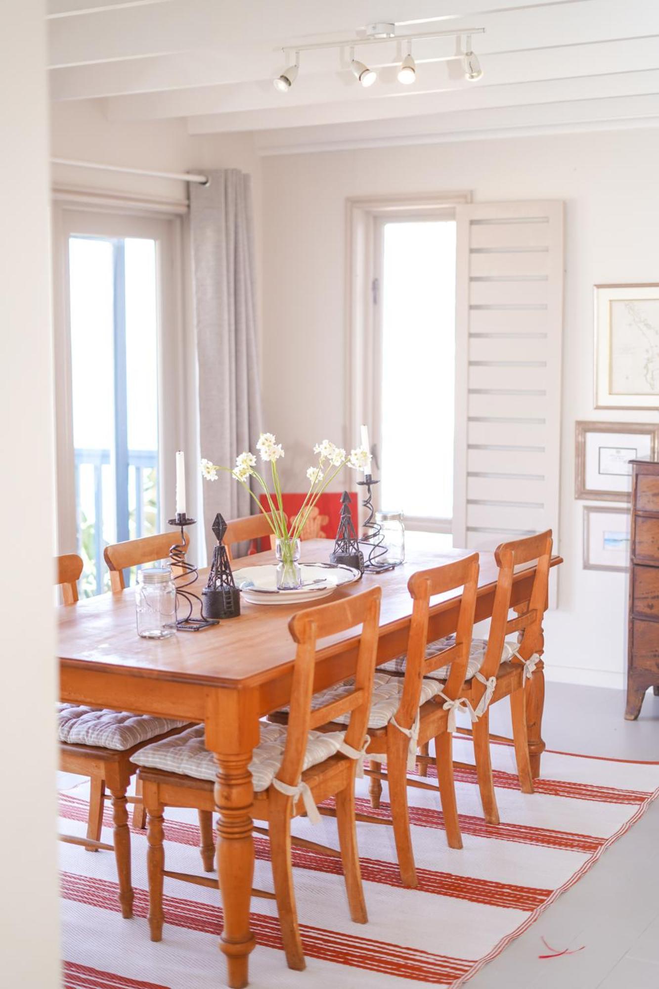 Starboard House - Characterful House Above Glencairn - Sleeps 6 Holiday home