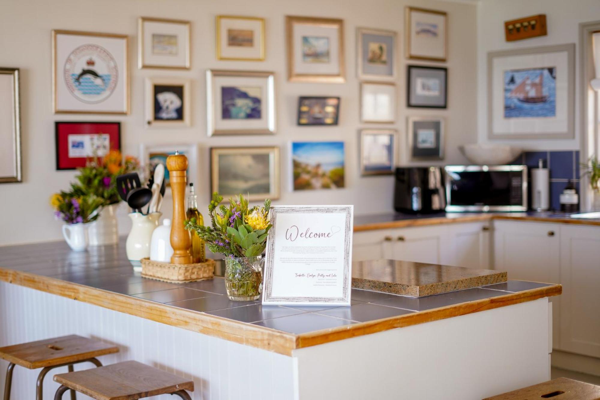 Holiday home Starboard House - Characterful House Above Glencairn - Sleeps 6 Cape Town