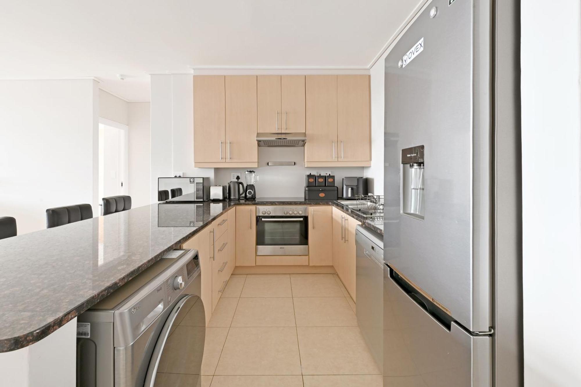 Luxury In De Waterkant With Amazing Views And Spacious Apartment *