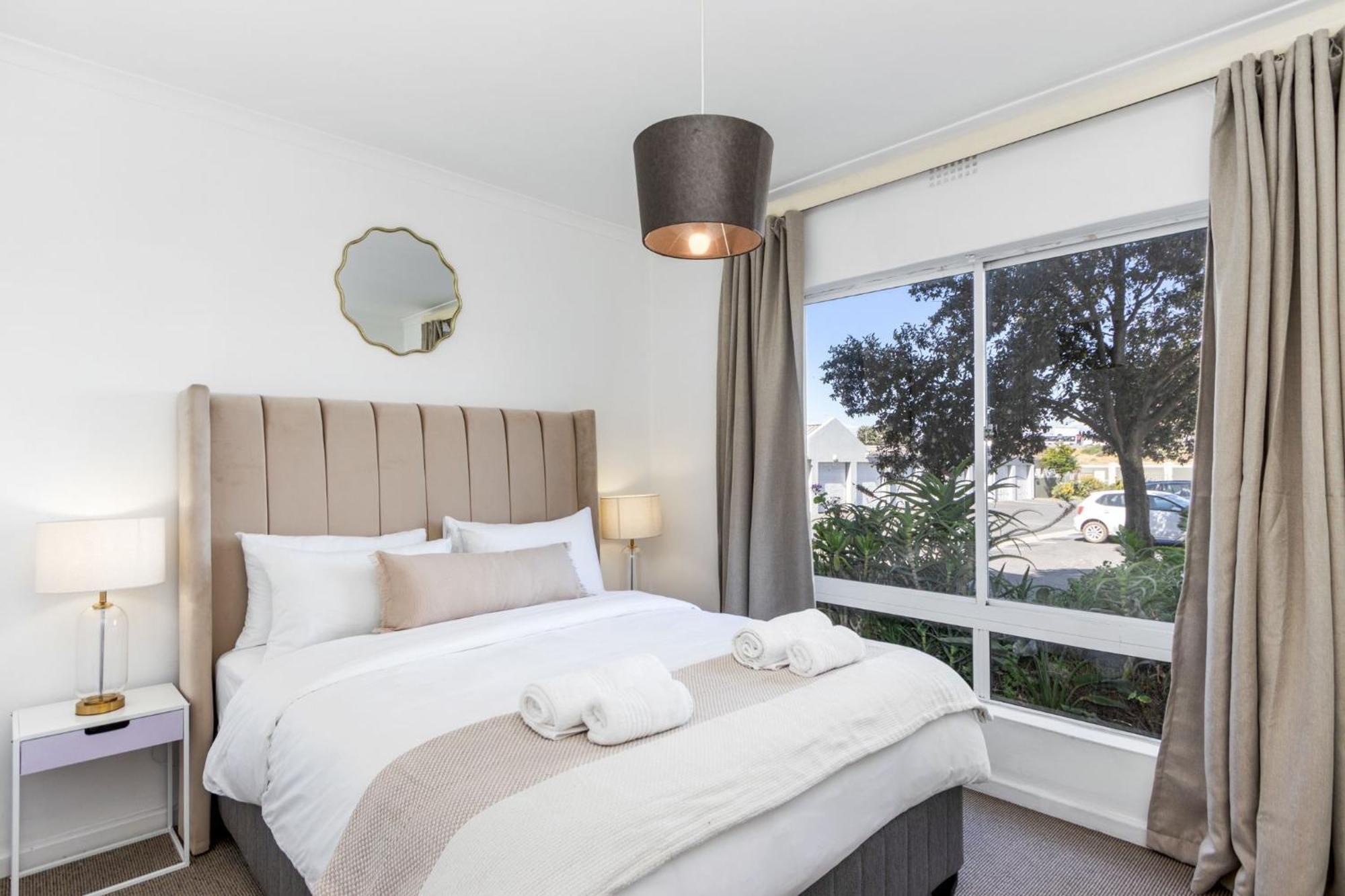 Leisure Bay 125 By Host Agents Cape Town