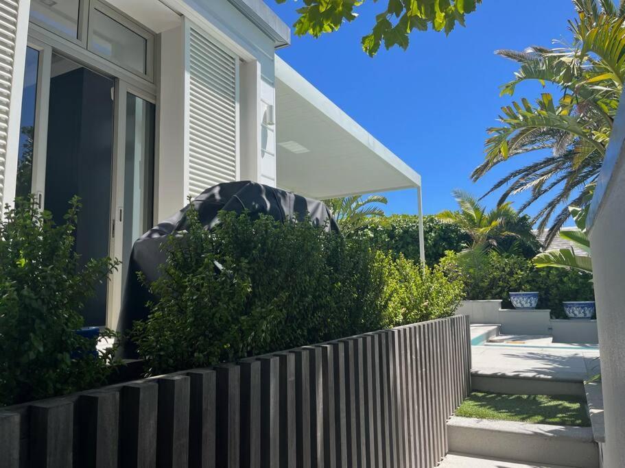 Villa Paradise 4 Bed5bath, Cliftonbeach-lionshead Views *