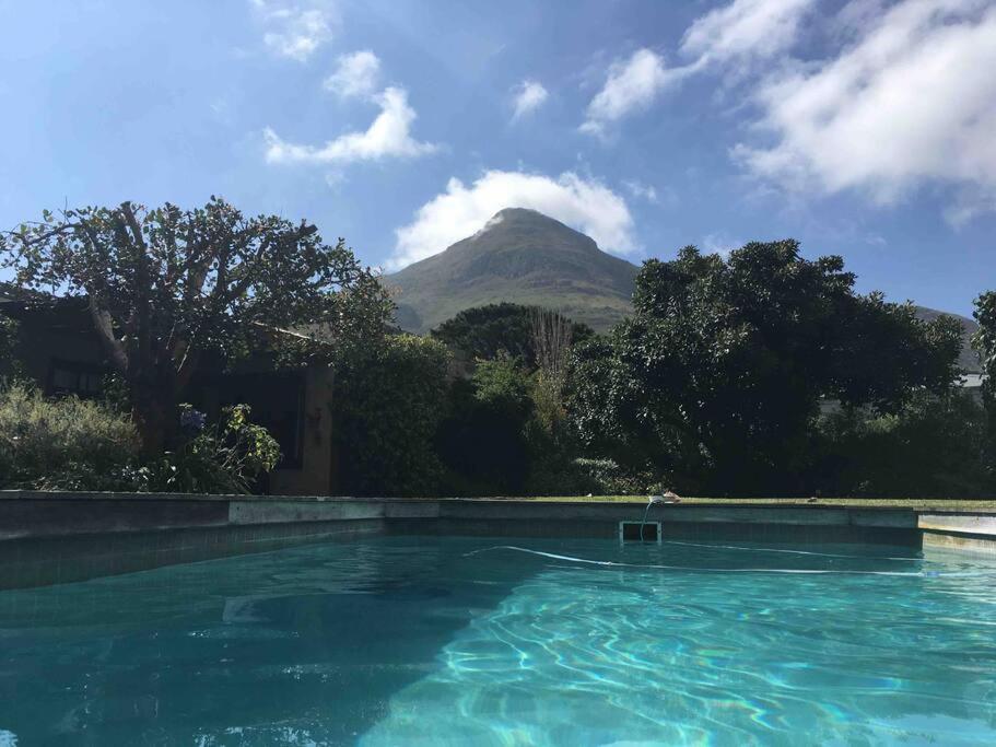Spacious And In Noordhoek *