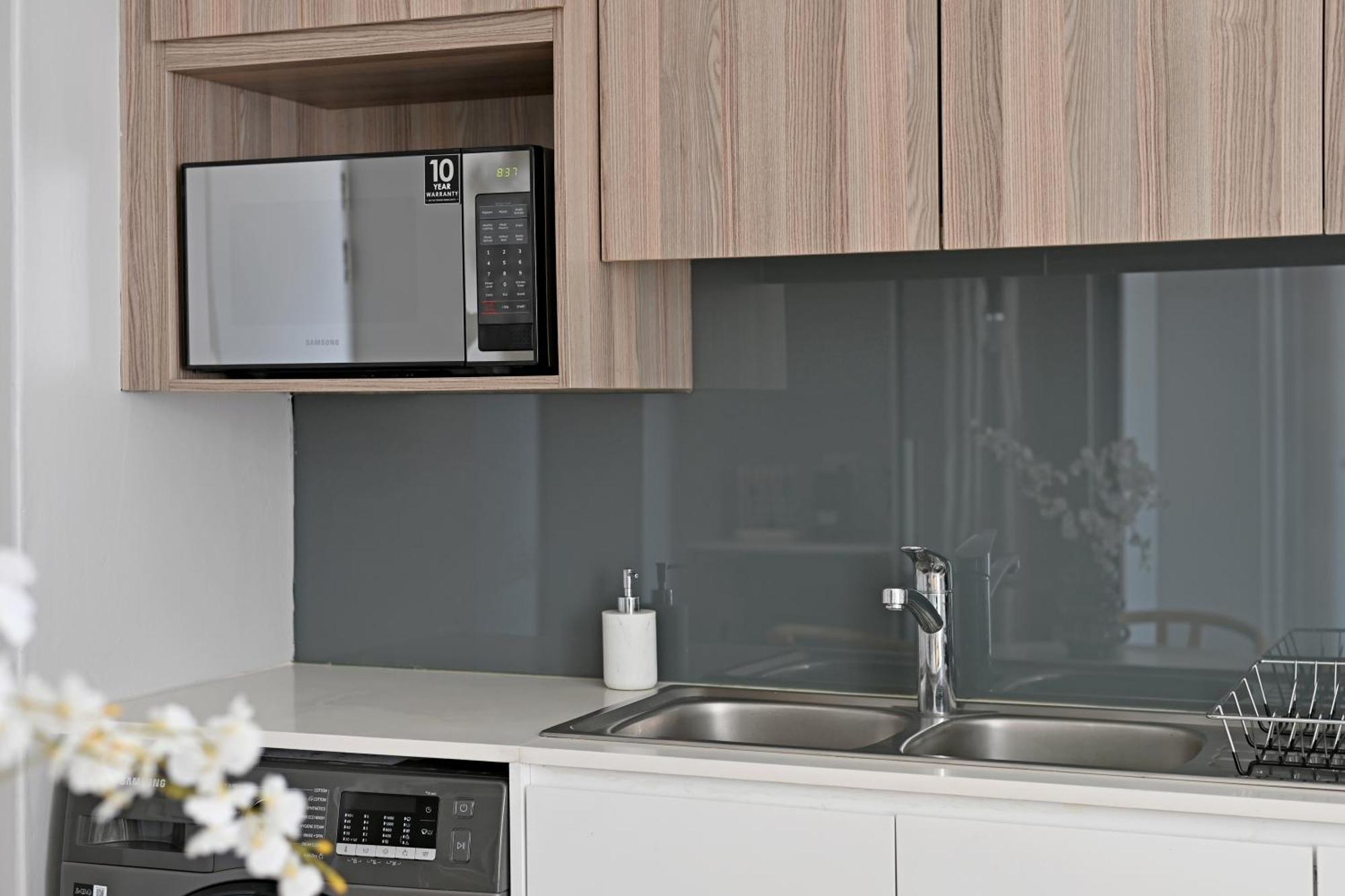 Apartment Shyla - Chic 2-bed With Stunning Mountain Views Cape Town