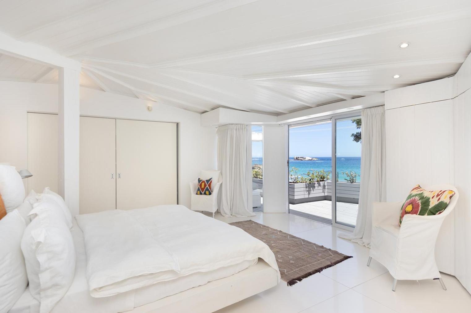 Serene, Comfortable And Chic On The Villa