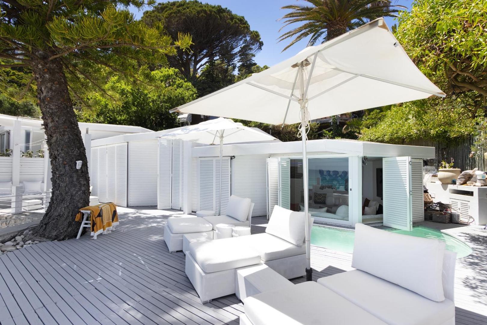 Serene, Comfortable And Chic On The Cape Town