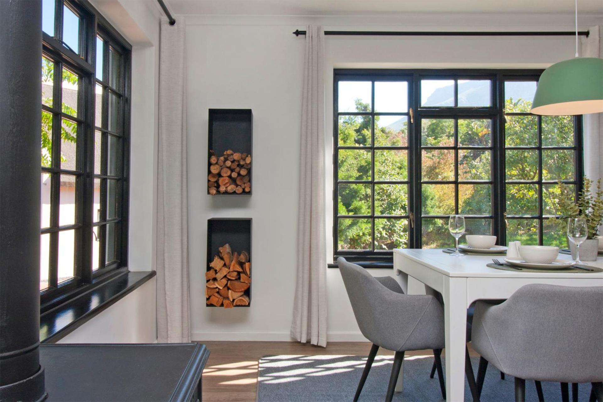 Pikkewyn Apartment Cape Town