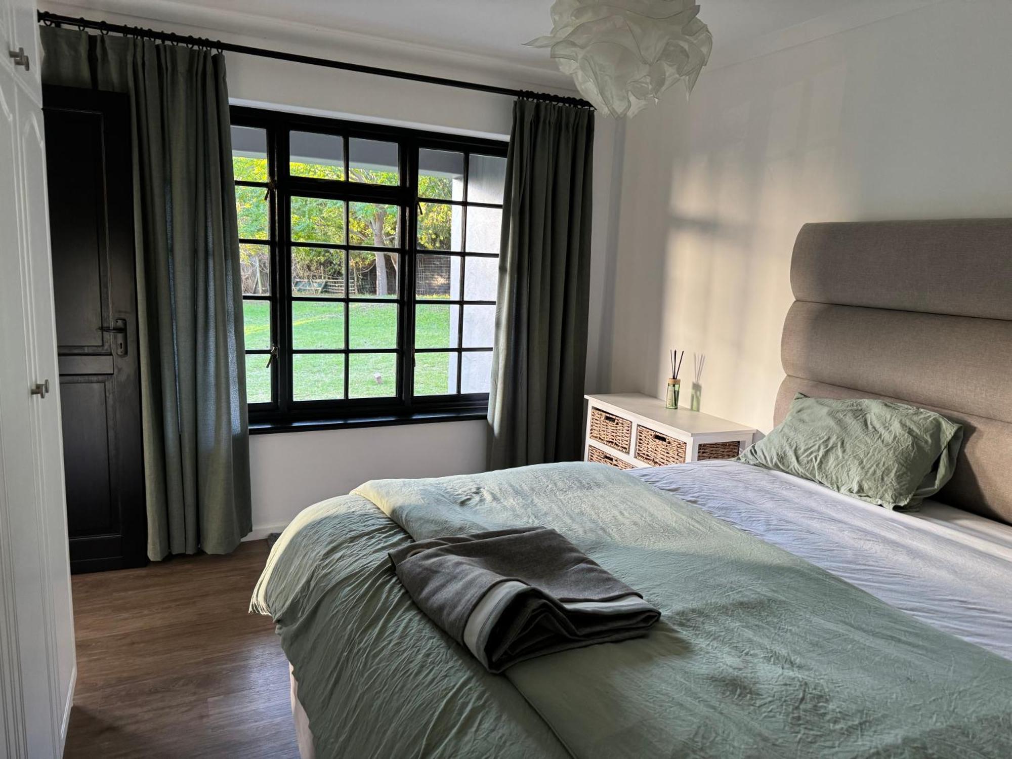 Apartment Pikkewyn Cape Town