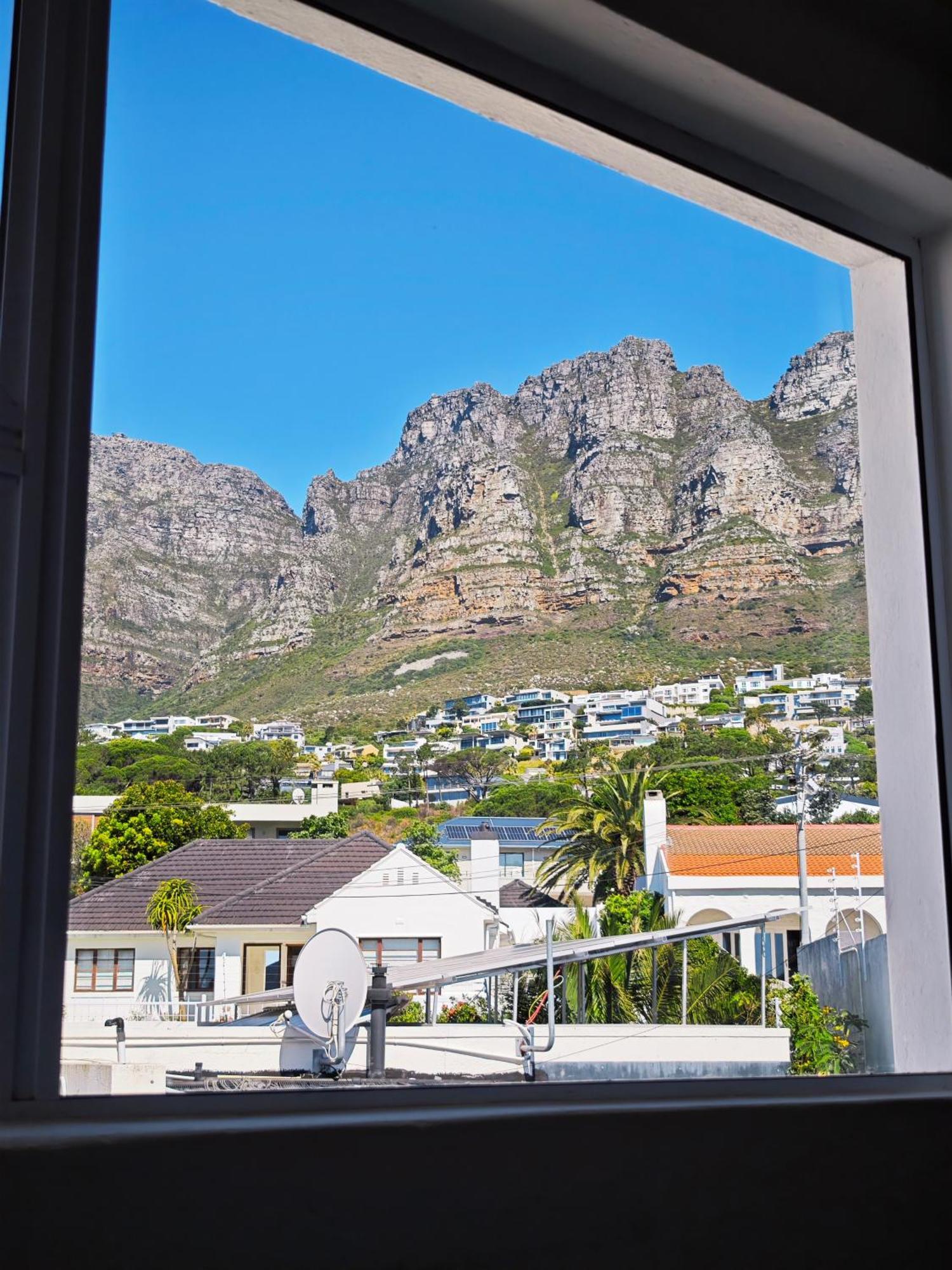 Beachwave Camps Bay