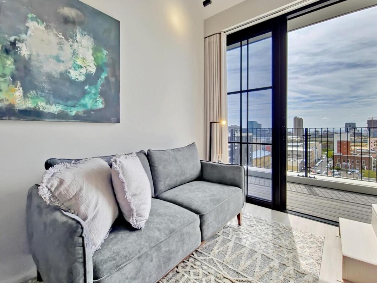 Apartment Bright Natural Light, Secure, Wifi,6th Floor Views *