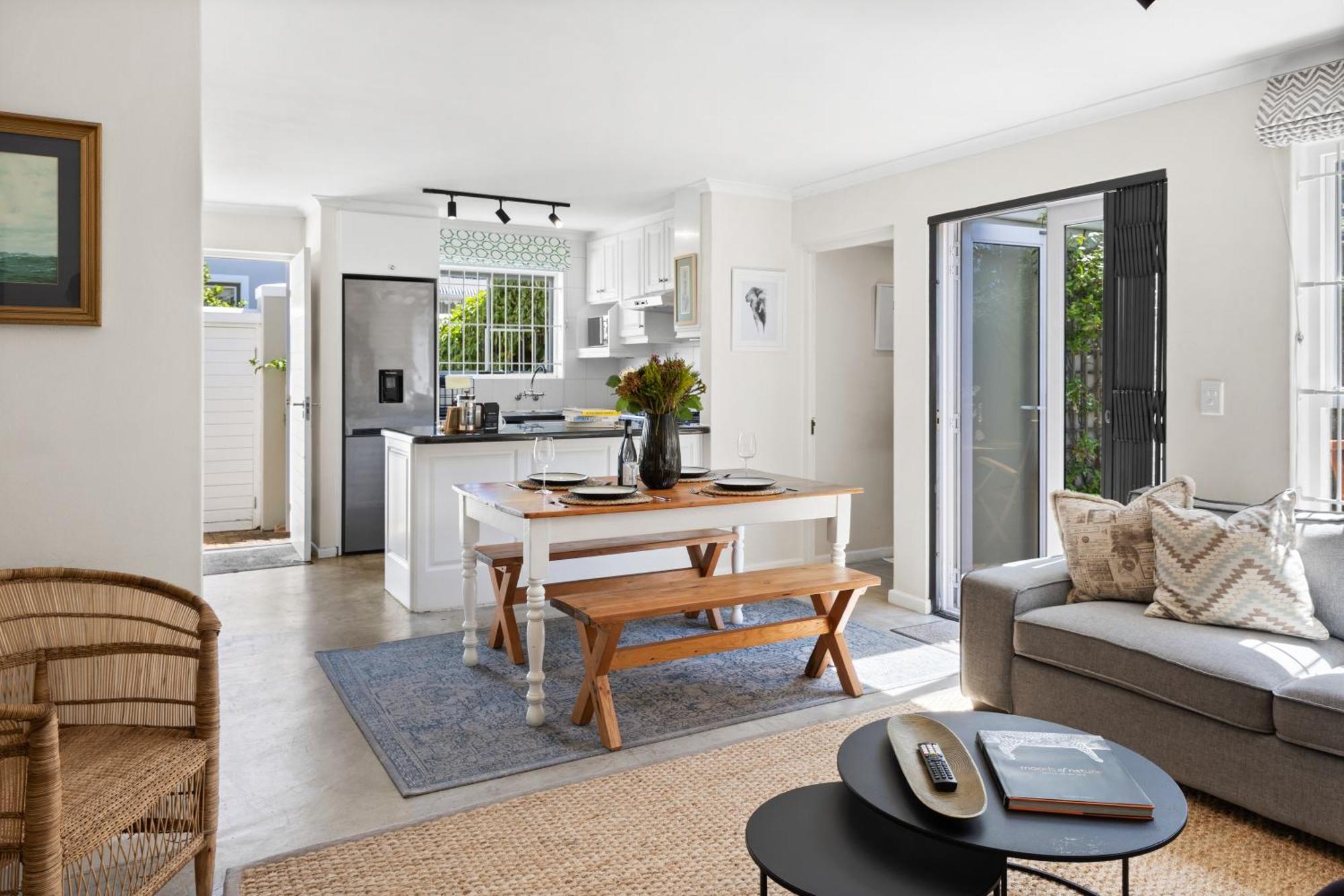 Cosy In Claremont Holiday home
