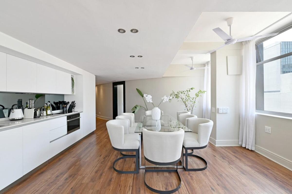 Elevated Luxury 2-bed With Elevator Access