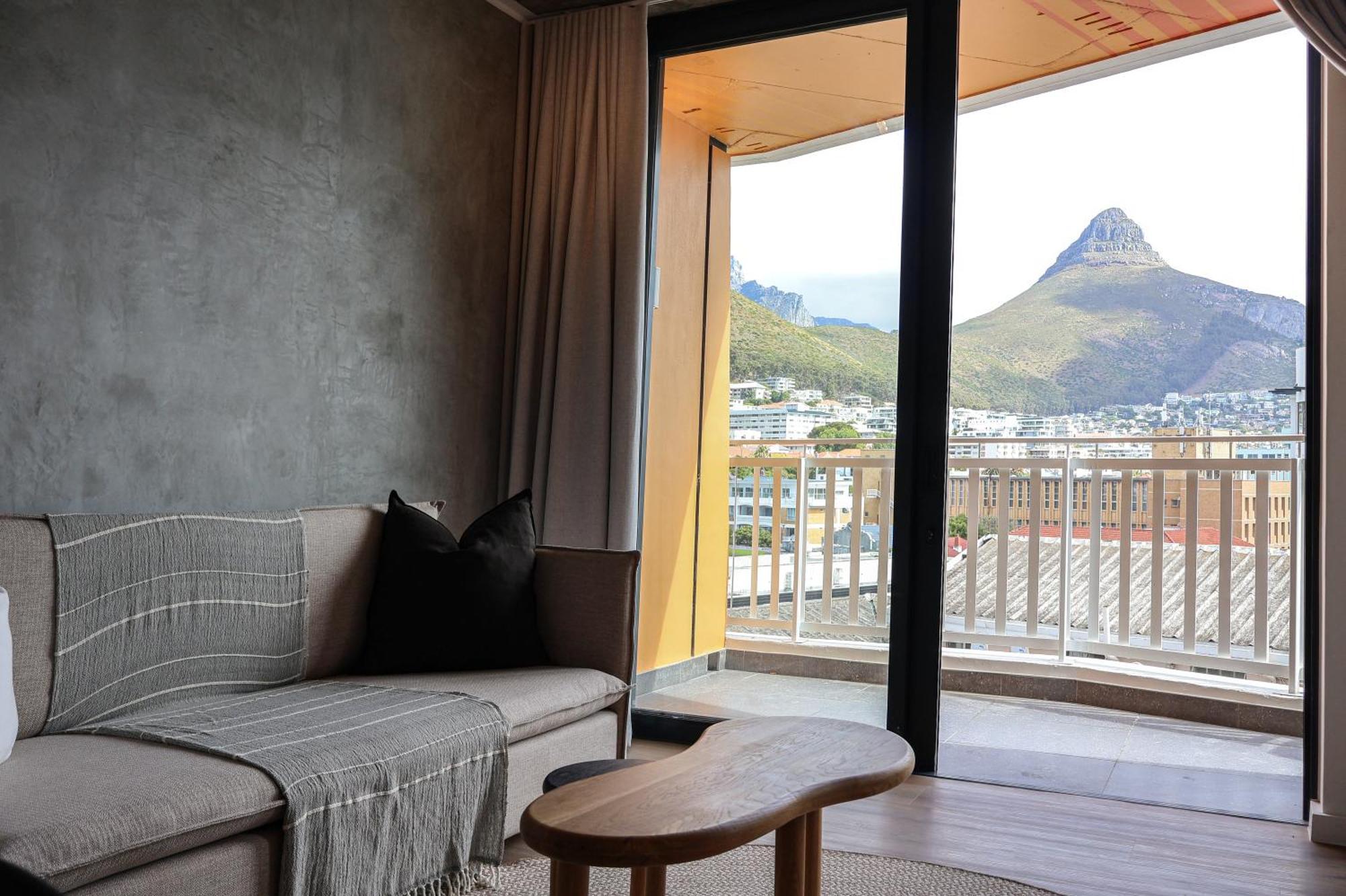 Eighty2 On M - Fluent Serviced Cape Town