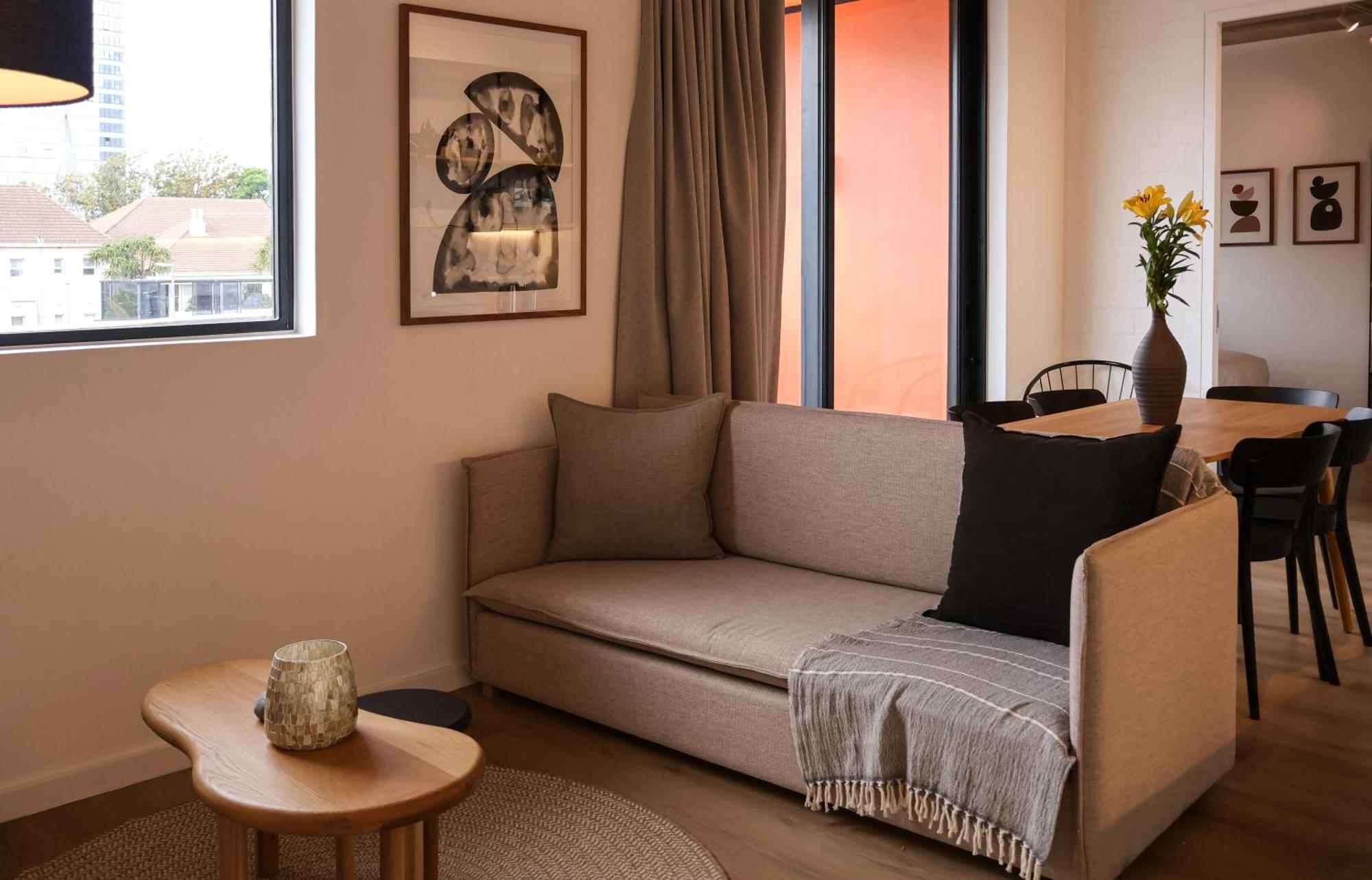 Eighty2 On M - Fluent Serviced Apartment Cape Town
