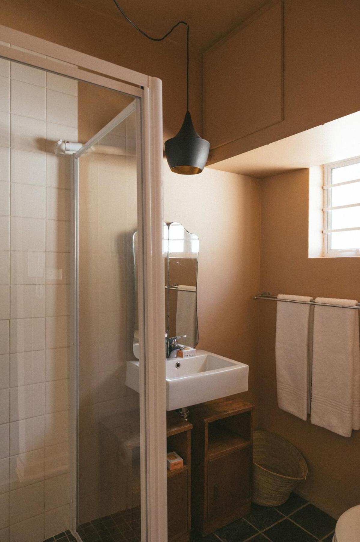 Tranquil Haven In Oranjezicht Apartment