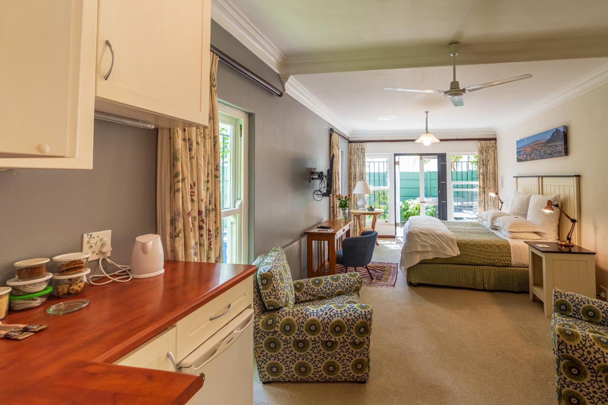 Hedge House 4* Cape Town