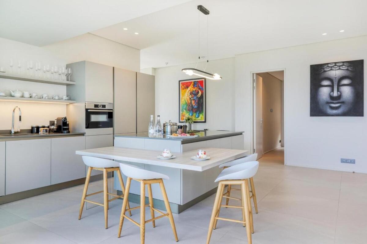 Apartment Vista Maris - Luxury In Camps Bay With Private Pool *