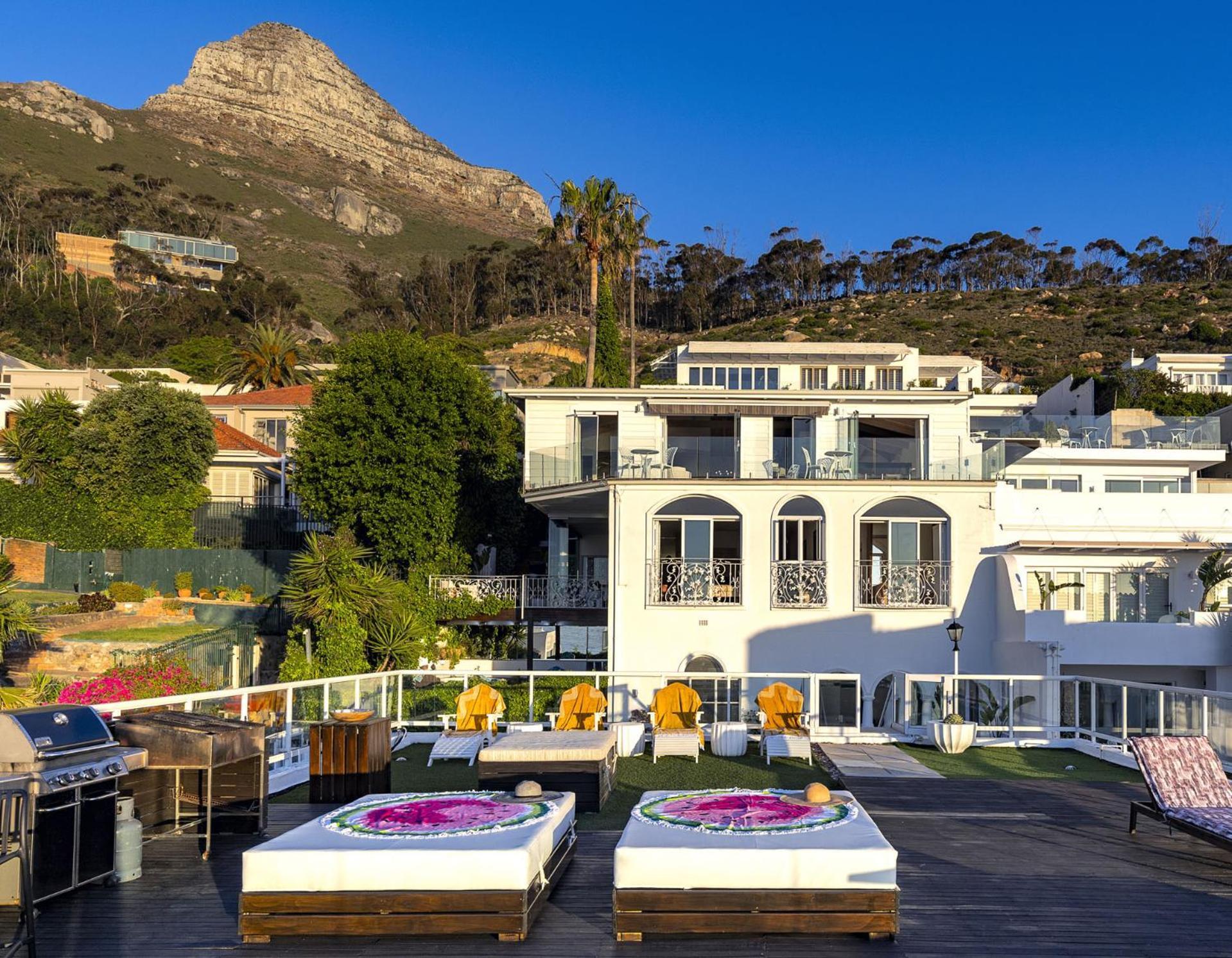 Clifton Yolo Spaces - Clifton Mansion Guest house